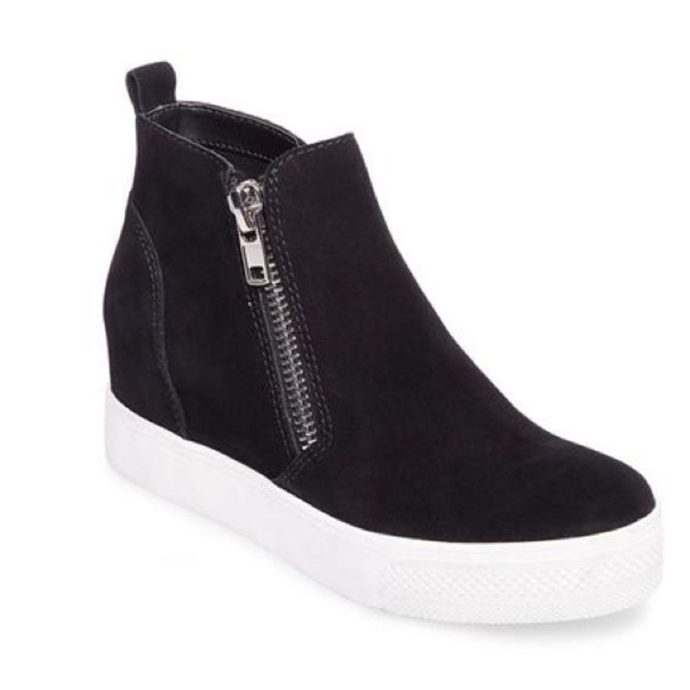 Steve Madden Women’s Wedgie Sneaker